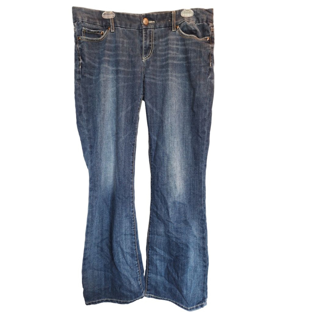 Seven7 Blue Boot Cut Jeans with Gold Stitching Size 32 mid rise cowgirl - Picture 2 of 4